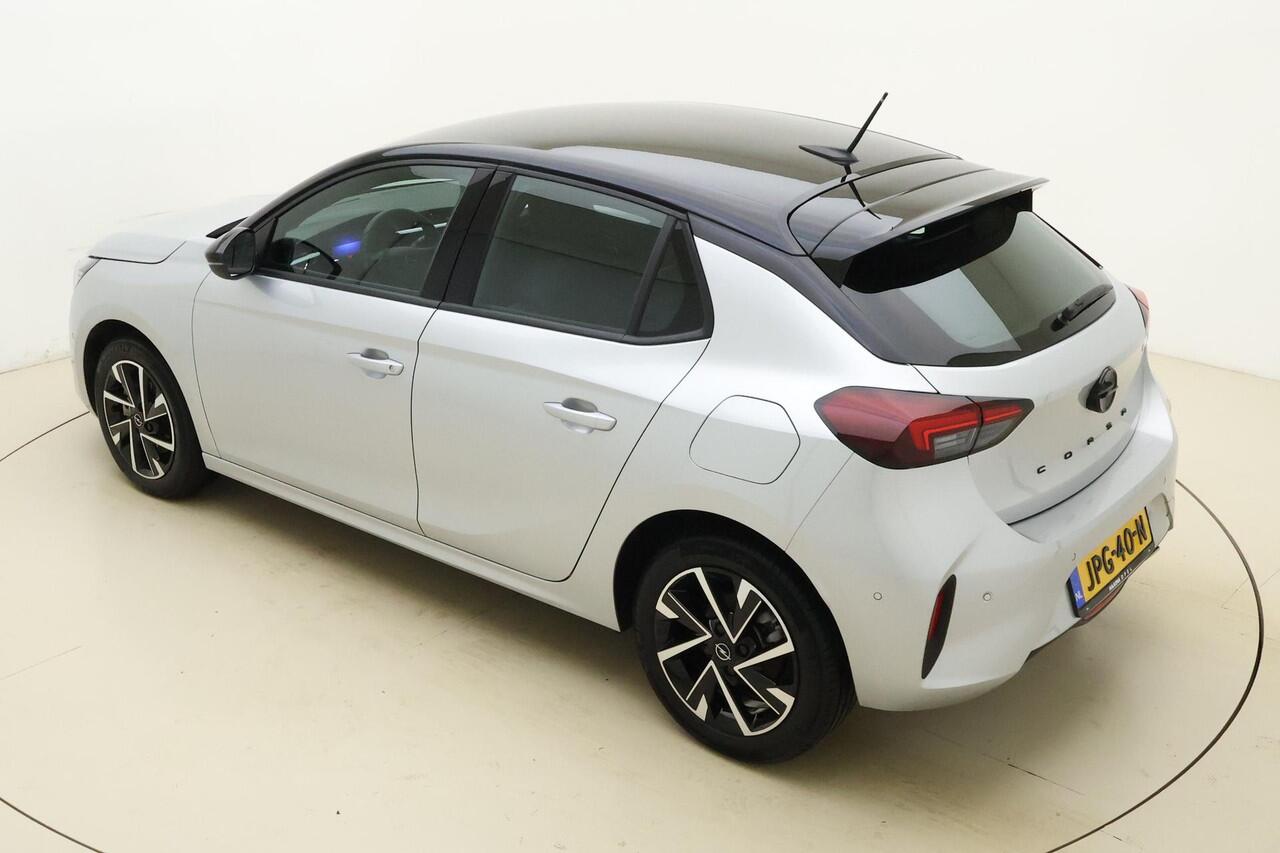 Opel CORSA 1.2 Turbo Hybrid GS Automaat | Navigatie via Carplay | Camera | Stoel & Stuurverwarming | Parkeersensoren | Lichtmetalen velgen | Zwart dak