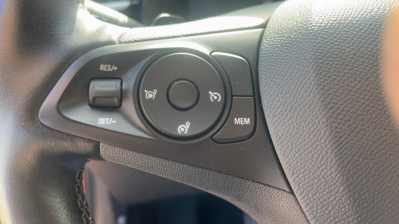 Opel CORSA Automaat 1.2 Elegance Cruise,Stoelverwarming