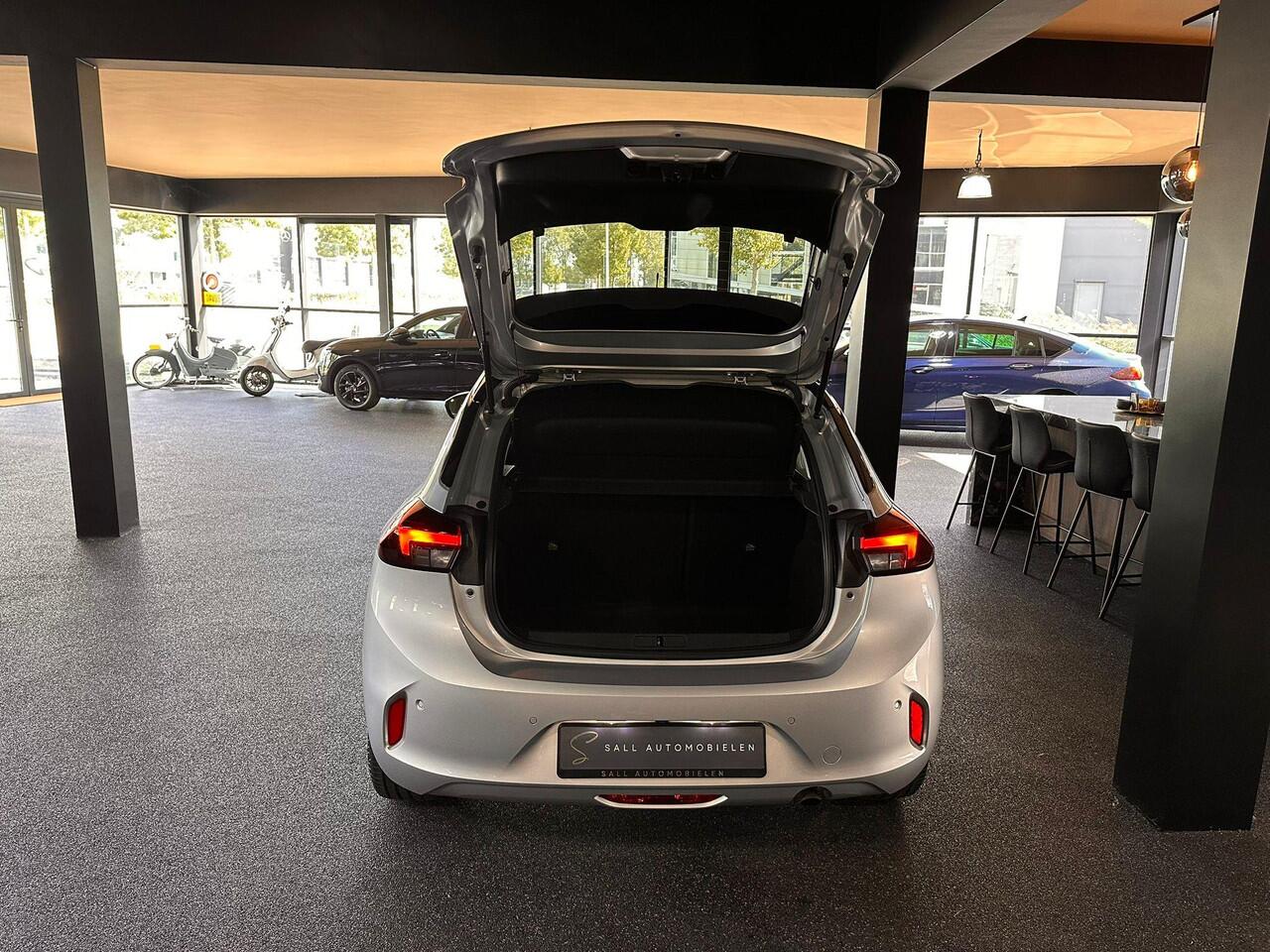 Opel CORSA 1.2 Edition Two tone/navi/360