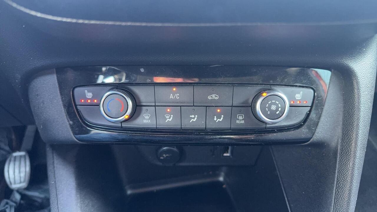 Opel CORSA 1.2 Edition Navigatie,winterpakket