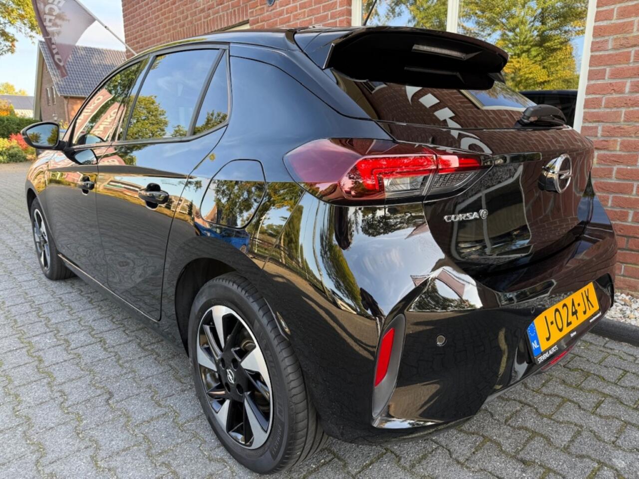 Opel CORSA GS Line 50 kWh 50kWh CARPLAY / ANDROID / PDC / LMV / CLIMA / CRU