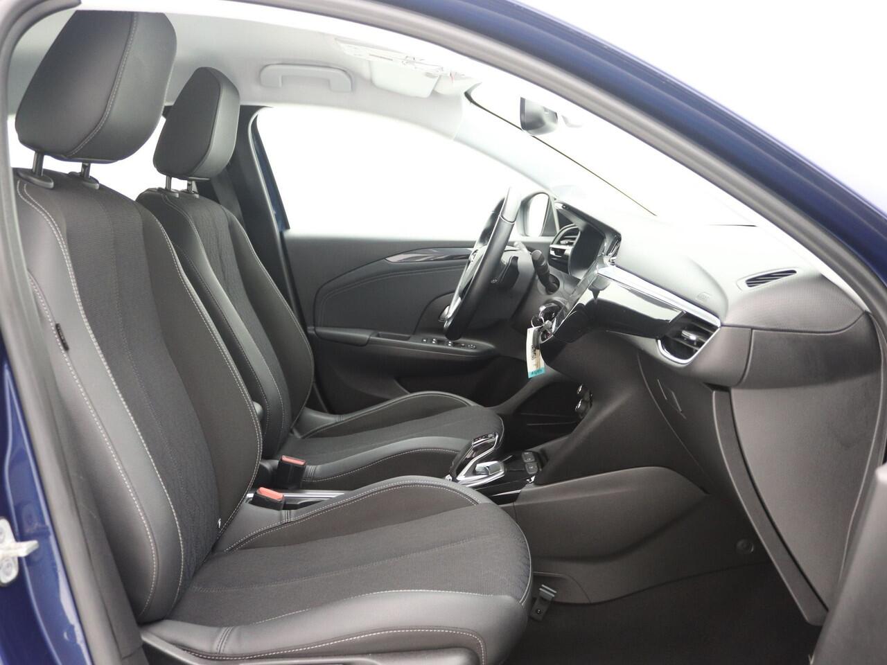 Opel CORSA 1.2 Elegance Automaat Navi / Pdc / 1/2 Leder / Origineel NL