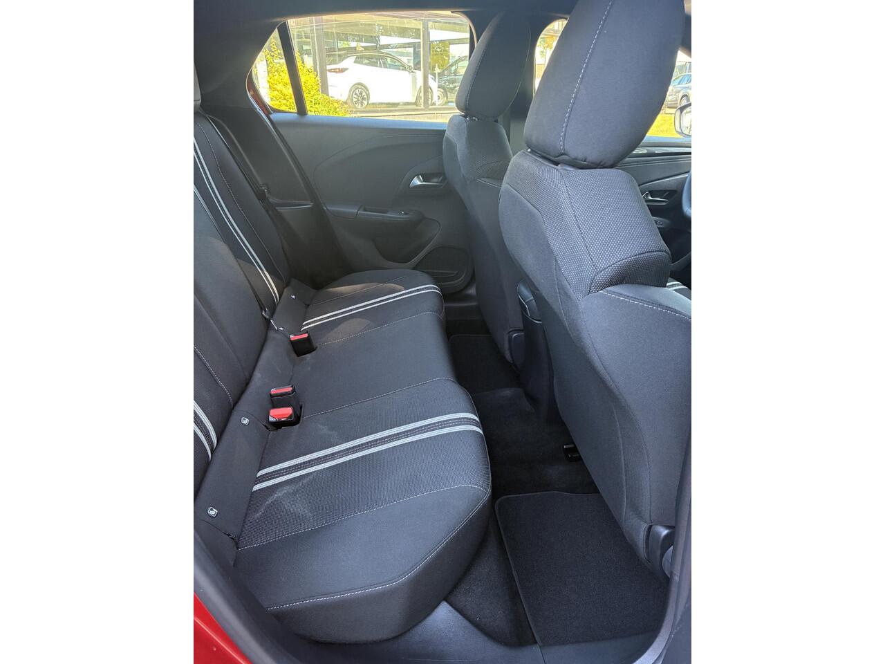 Opel CORSA 1.2 Turbo 102Pk GS-Line | Airconditioning | Elektrisch Pakket | Camera | Cruisecontrol | Navigatie via Apple Carplay/Android Auto | LM-Velgen | Parkpilot