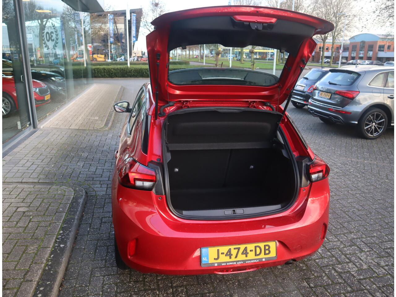 Opel CORSA 1.2 Edition