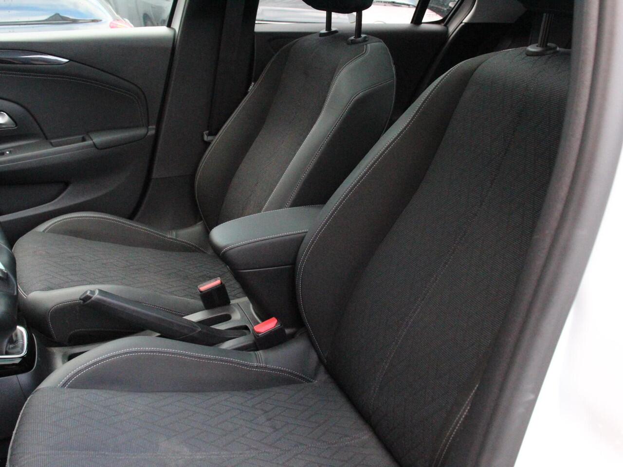 Opel CORSA 1.2 Sport Panoramadak Navigatie Dab Led Adaptive Cruise control Virtuele cockpit Camera