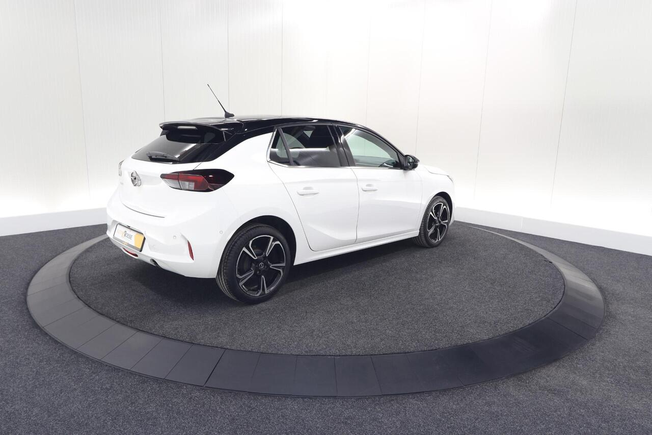 Opel CORSA 1.2 Turbo 100 Ultimate | Panoramadak | Camera | Dodehoekdetectie | Apple Carplay