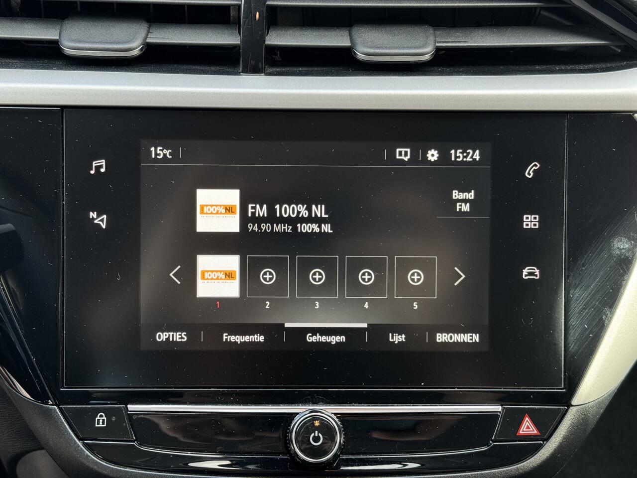 Opel CORSA 1.2 Edition Airco Navi Carplay