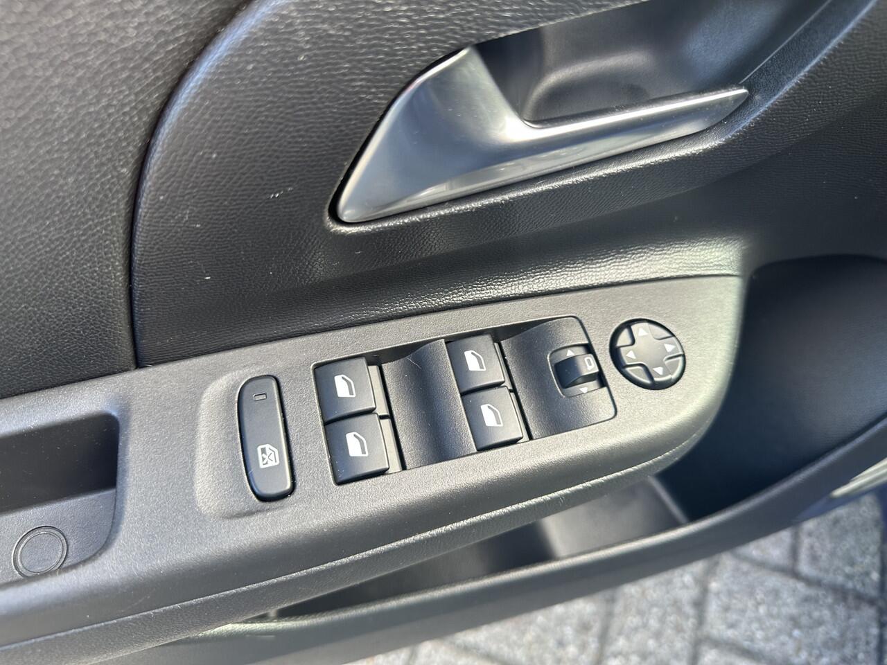 Opel CORSA 1.2 Elegance | Cruise | Lane assist | Automaat