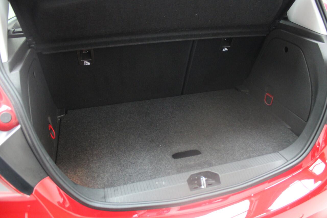 Opel CORSA 1.0 Turbo cosmo | dealer onderhouden | climate control | navigatie fullmap | pdc v/a + camera | carplay | cruise control | bluetooth