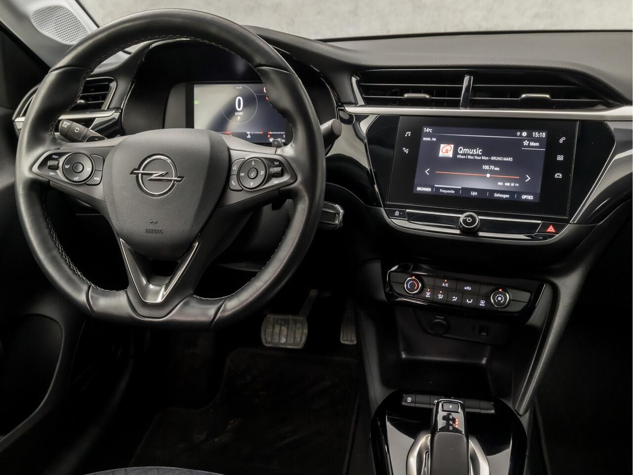 Opel CORSA 1.2 Elegance Sport Automaat (VIRTUAL COCKPIT, APPLE CARPLAY, GROOT NAVI, LEDER, SPORTSTOELEN, LM VELGEN, LED KOPLAMPEN, CRUISE, NIEUWE APK, NIEUWSTAAT)