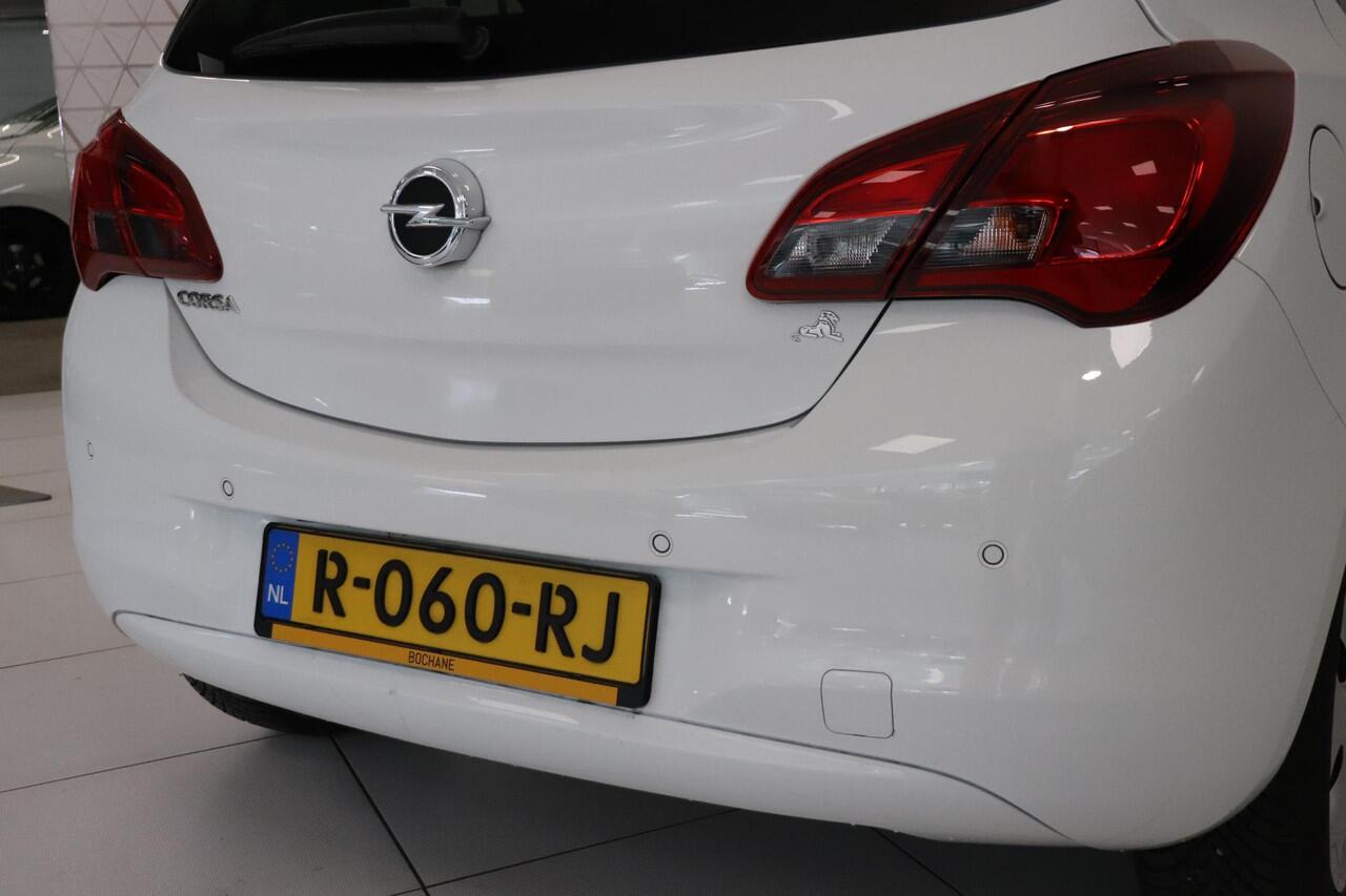 Opel CORSA 1.2 | Airco | Cruise control | Parkeersensor | Stuur en stoelverwarming | All season banden |