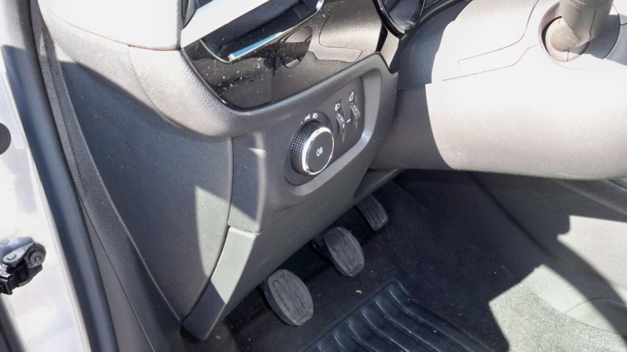 Opel CORSA 1.2 Elegance