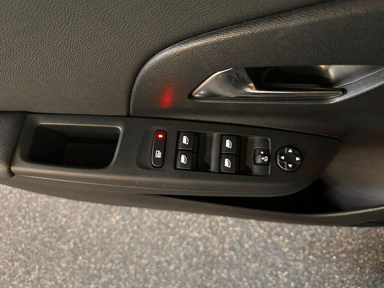 Opel CORSA 1.2 GS Line Gs-Line Black Edition /Camera/Pdc