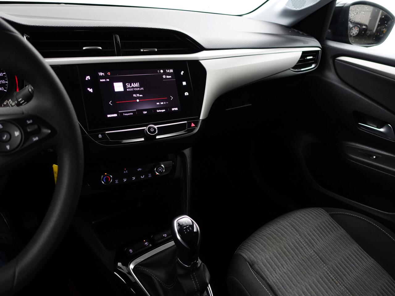 Opel CORSA 1.2 Edition- Park Assist, Lane Assist, Clima, Cruise, Privacy Glass, Comfort Interieur