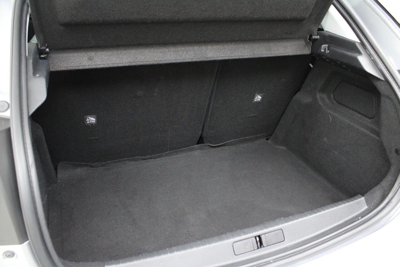 Opel CORSA 1.2 Elegance | airco | pdc achter | carplay | cruise control | bluetooth telefoon