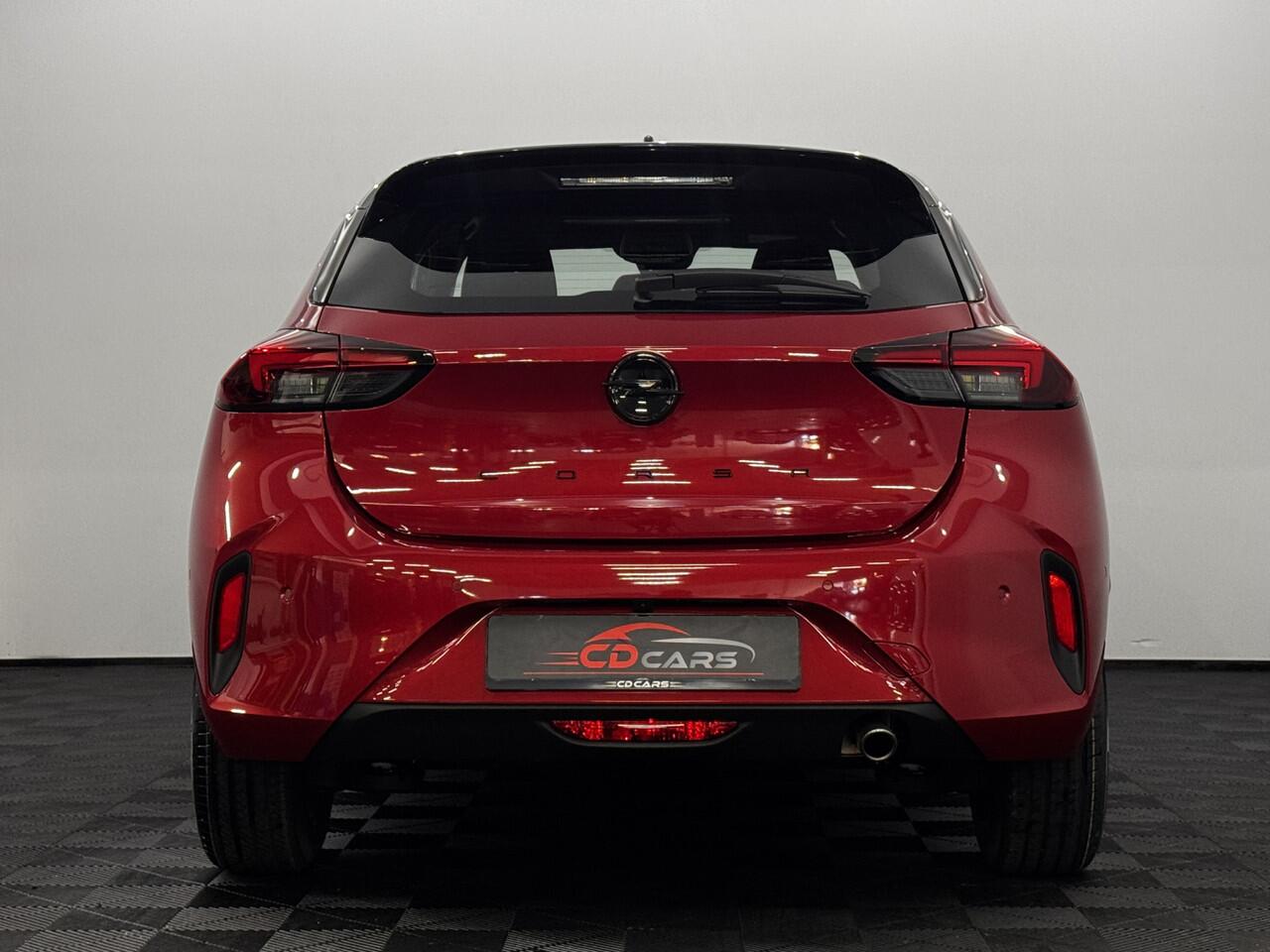 Opel CORSA 1.2 GS Half leder, Camera, Apple carplay, Virtual desk, Winterpakket, Cruise control, 2 jaar garantie