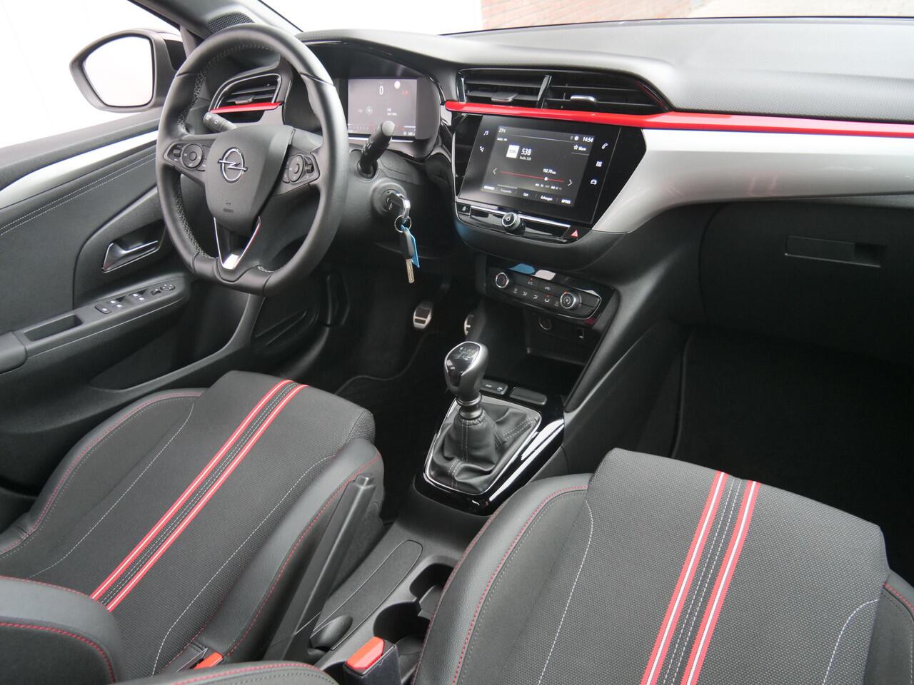 Opel CORSA 1.2 Turbo GS Line 100pk Apple Carplay / DAB / 16 Inch