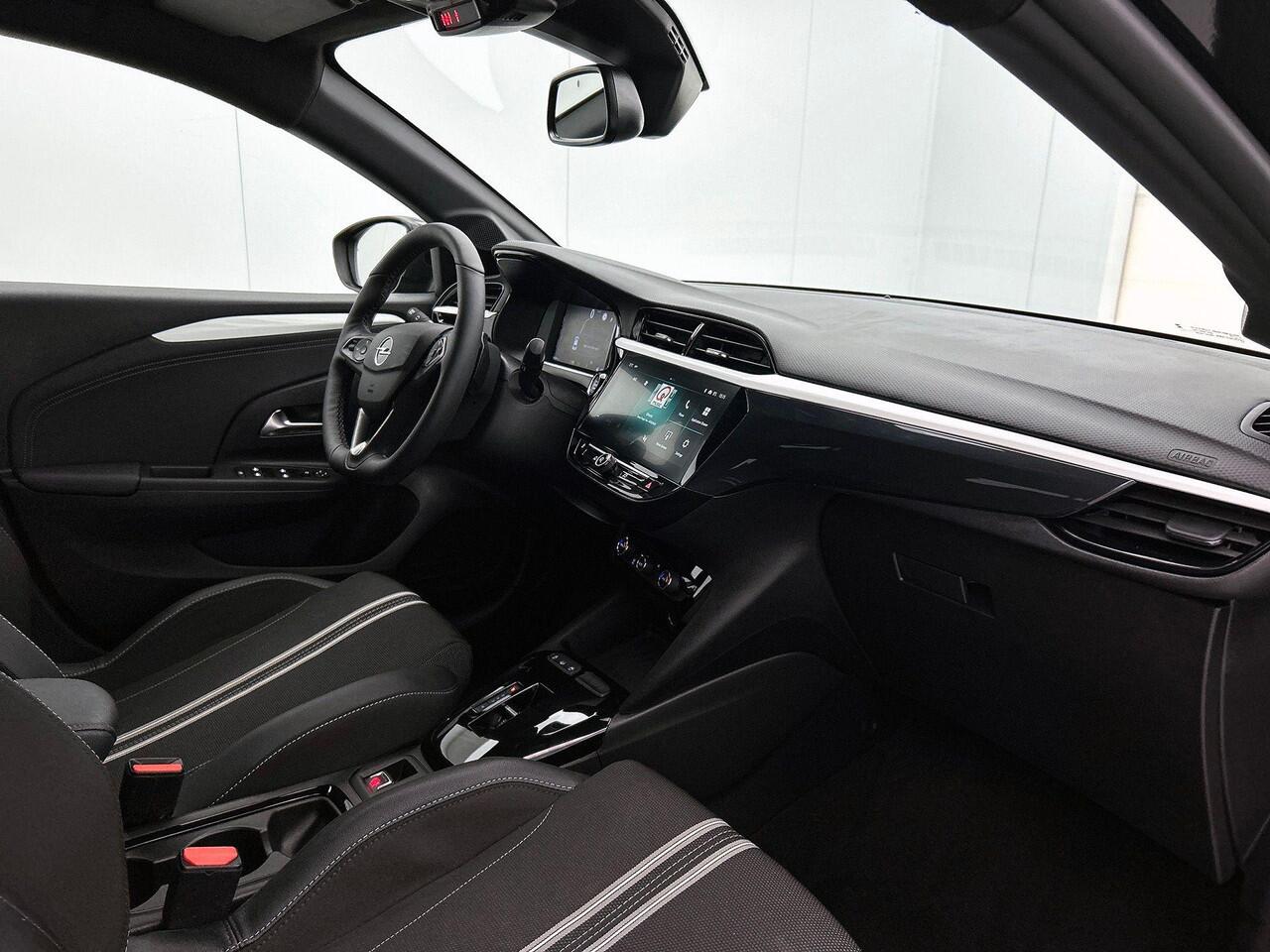 Opel CORSA 1.2 Turbo 136pk Hybrid GS Auto. Navigatie Apple Carplay/ Android Auto Camera Parkeersensoren Cruise Control Stoel- en stuurverwarming Airco Lichtmetalen velgen Getinte ramen