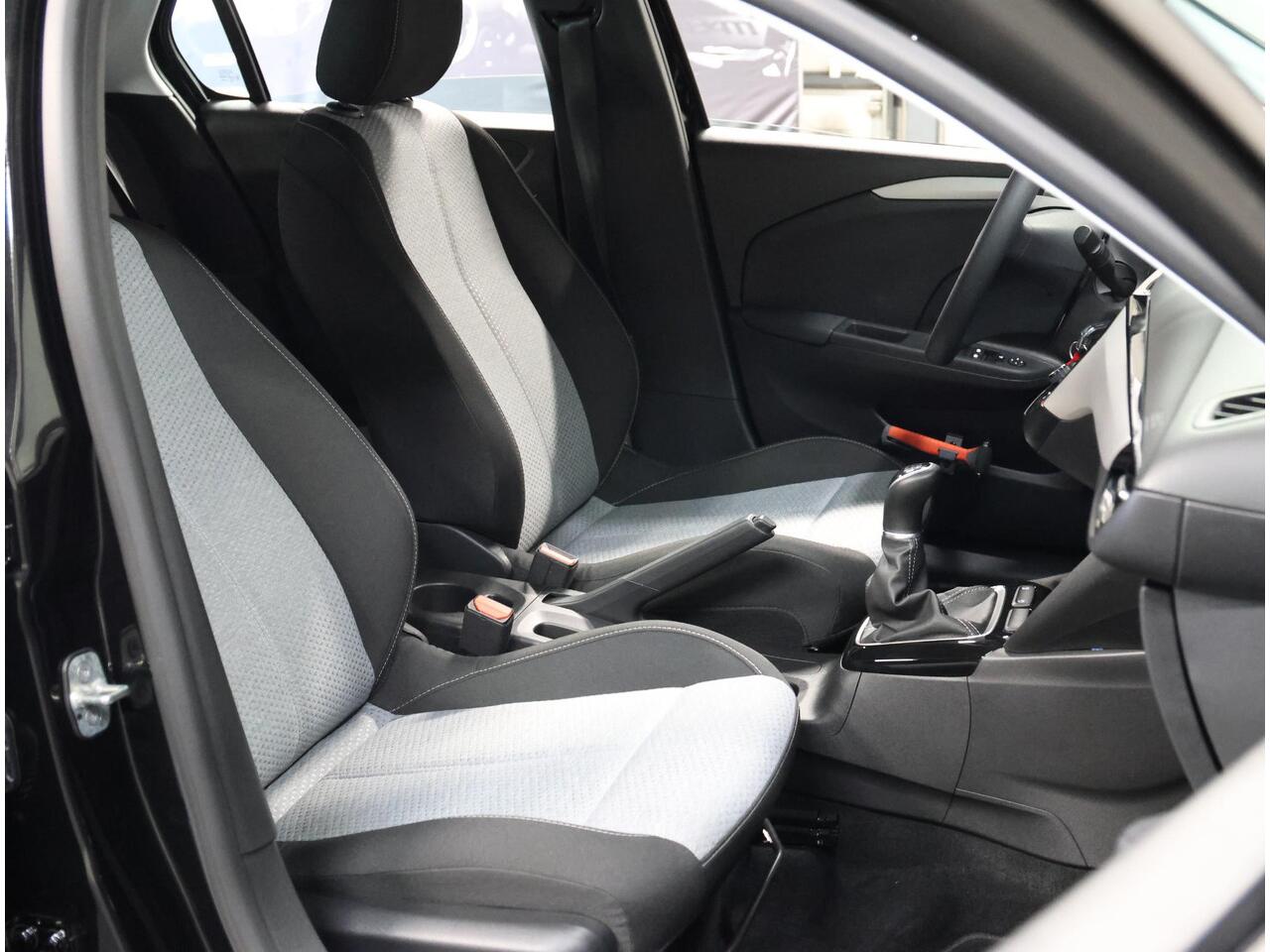 Opel CORSA 1.2 75PK | AppleCarplay/AndroidAuto | Airco | Cruise Control | 10"scherm | Camera | LED | Parkeersensoren | Isofix | All Season Banden |