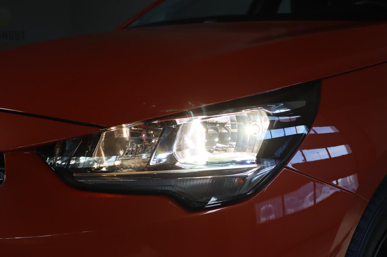 Opel CORSA 1.2 Edition - NL- Auto!! Apple I Airco I Cruise