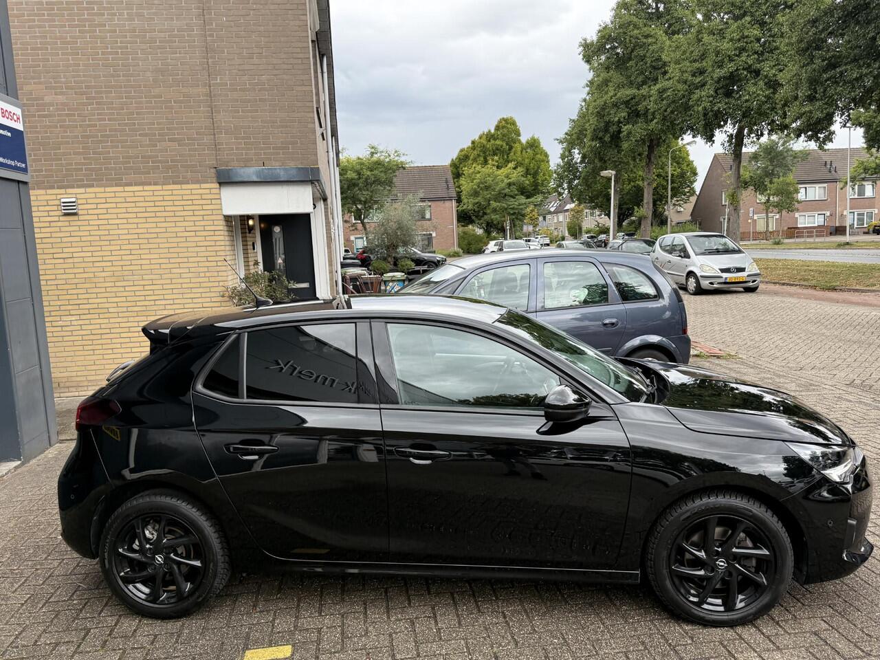 Opel CORSA 1.2 GS Line Automaat / Airco/ Apple carplay/ Virtuele cockpit/ Cruise/ PDC/ LED/ LMV