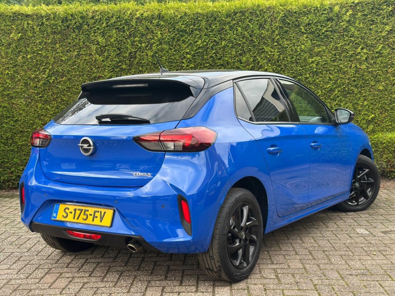 Opel CORSA 1.2 GS Line Nieuw Model Apple CarPlay Stuur/Stoelverwarming PDC