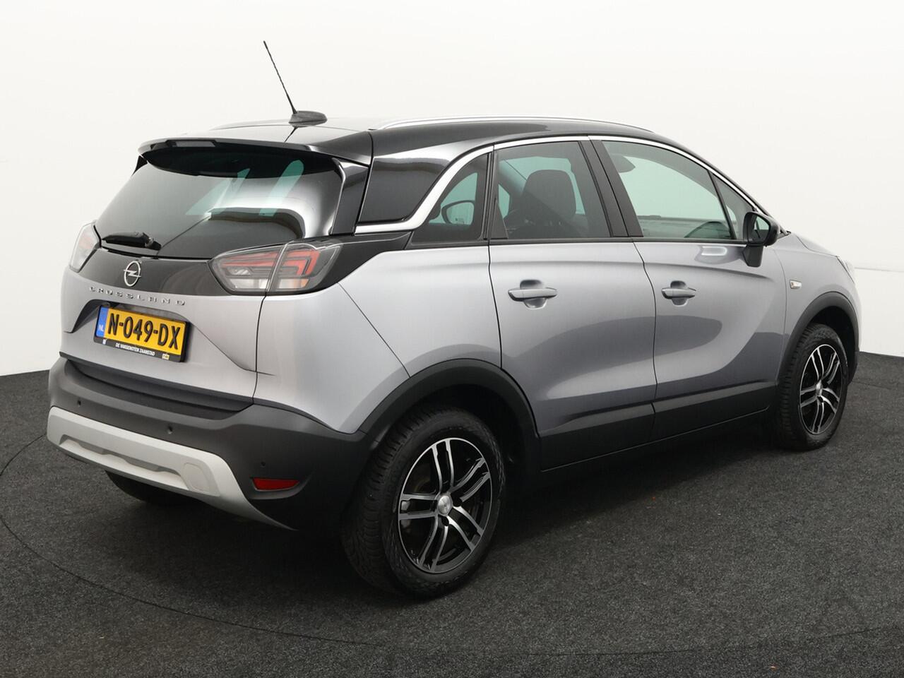 Opel Crossland 1.2 Turbo Elegance Airco, Apple Carplay/Android Auto, bluetooth, Bandenspanningscontrolesysteem, Achteruitrijcamera, Rijstrooksensor, regensensor, Op zoek naar een compacte SUV die stijl, comfort en zuinigheid perfect combineert? Dan is deze Opel Crosslan