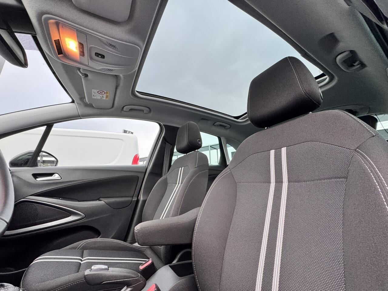 Opel Crossland 1.2 Turbo Elegance | Carplay/Android | Panoramadak | Navigatie | Camera achter