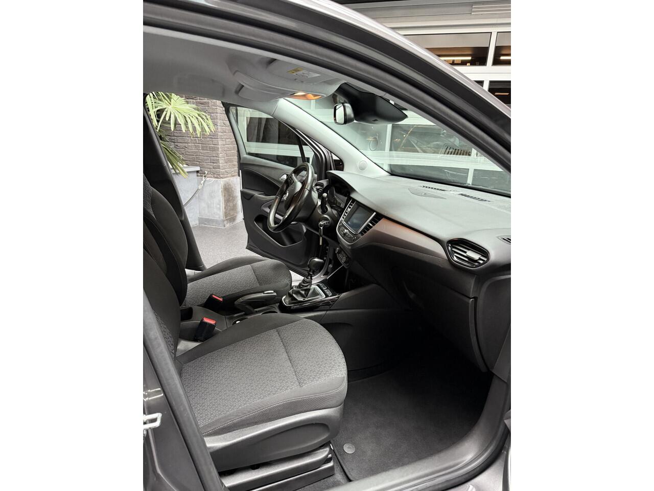 Opel Crossland 1.2 Turbo Edition