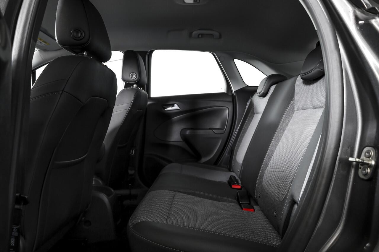 Opel Crossland 1.2 Turbo Elegance 110 PK Orig. NL | Cruise | PDC | PDC | Camera | NAV + App. Connect | ECC | Trekhaak | DAB | LM 16" |