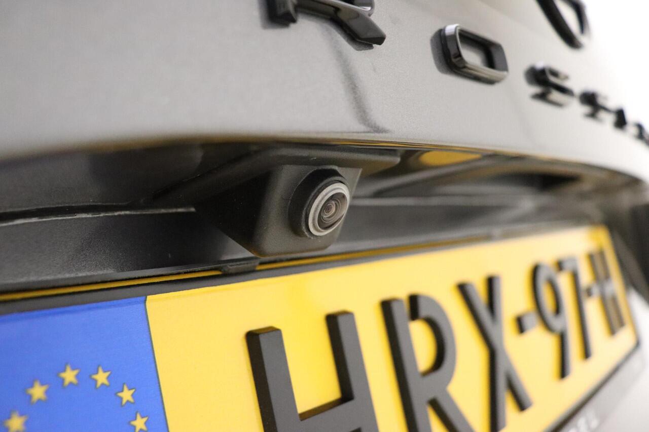 Opel Crossland 1.2 Turbo 130pk Automaat GS | Achteruitrijcamera | Trekhaak | Navigatie | Climate control | Cruise control | Parkeersensoren | Lichtmetalen velgen | Getinte ramen