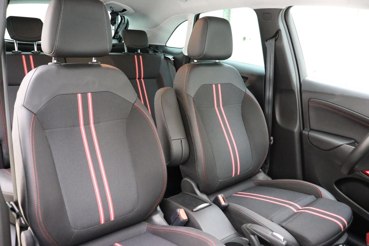 Opel Crossland 1.2 Turbo GS Automaat | Camera | Full LED | 17'' LM Velgen | Navigatie | Cruise & Climate Control