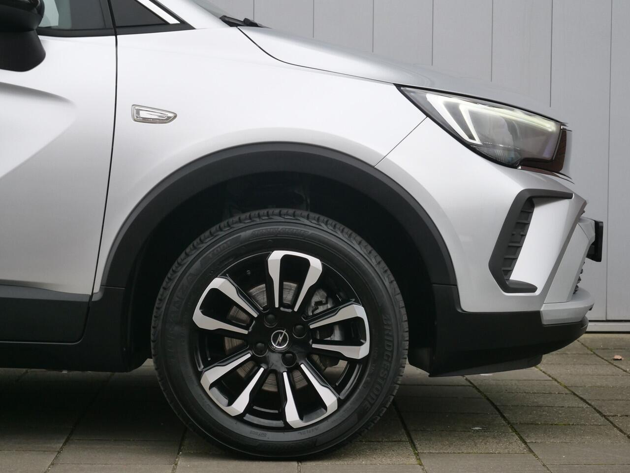 Opel Crossland 1.2 Turbo Elegance 130pk Automaat DAB / Apple Carplay / Climate control