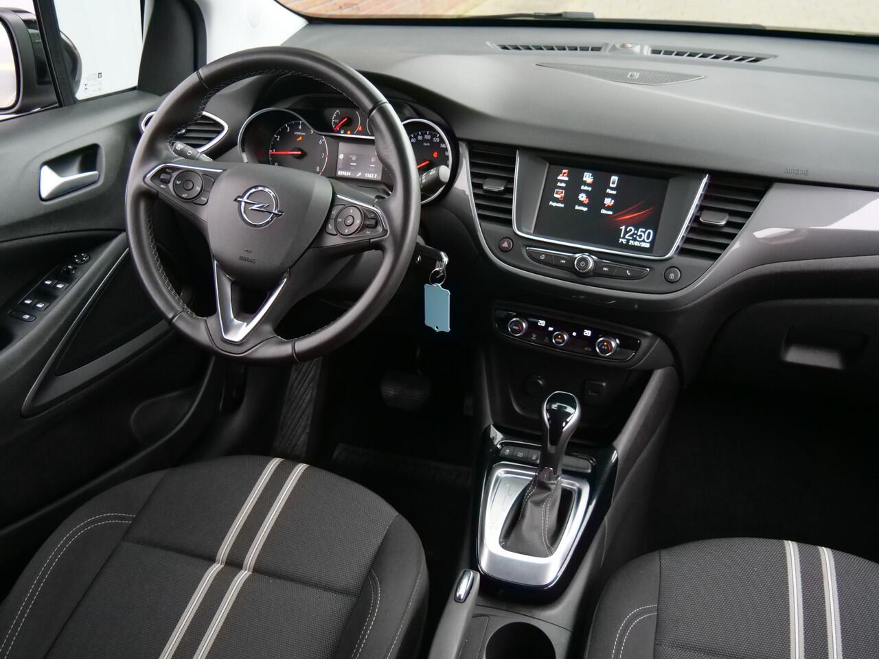 Opel Crossland 1.2 Turbo Elegance 130pk Automaat DAB / Apple Carplay / Climate control