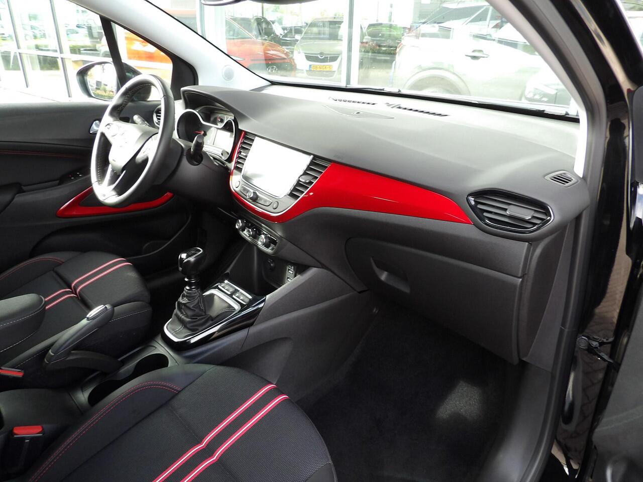 Opel Crossland 1.2 Turbo 110pk GS Airco Navi Camera Carplay Keyless Nieuwstaat