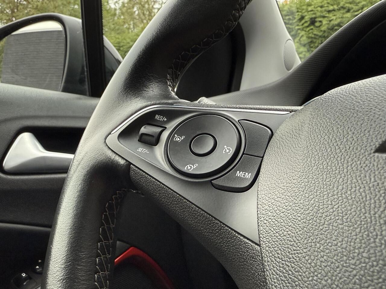 Opel Crossland 1.2 Turbo GS Line l Navigatie l AppleCarplay l Cruise l Lichtmetaal