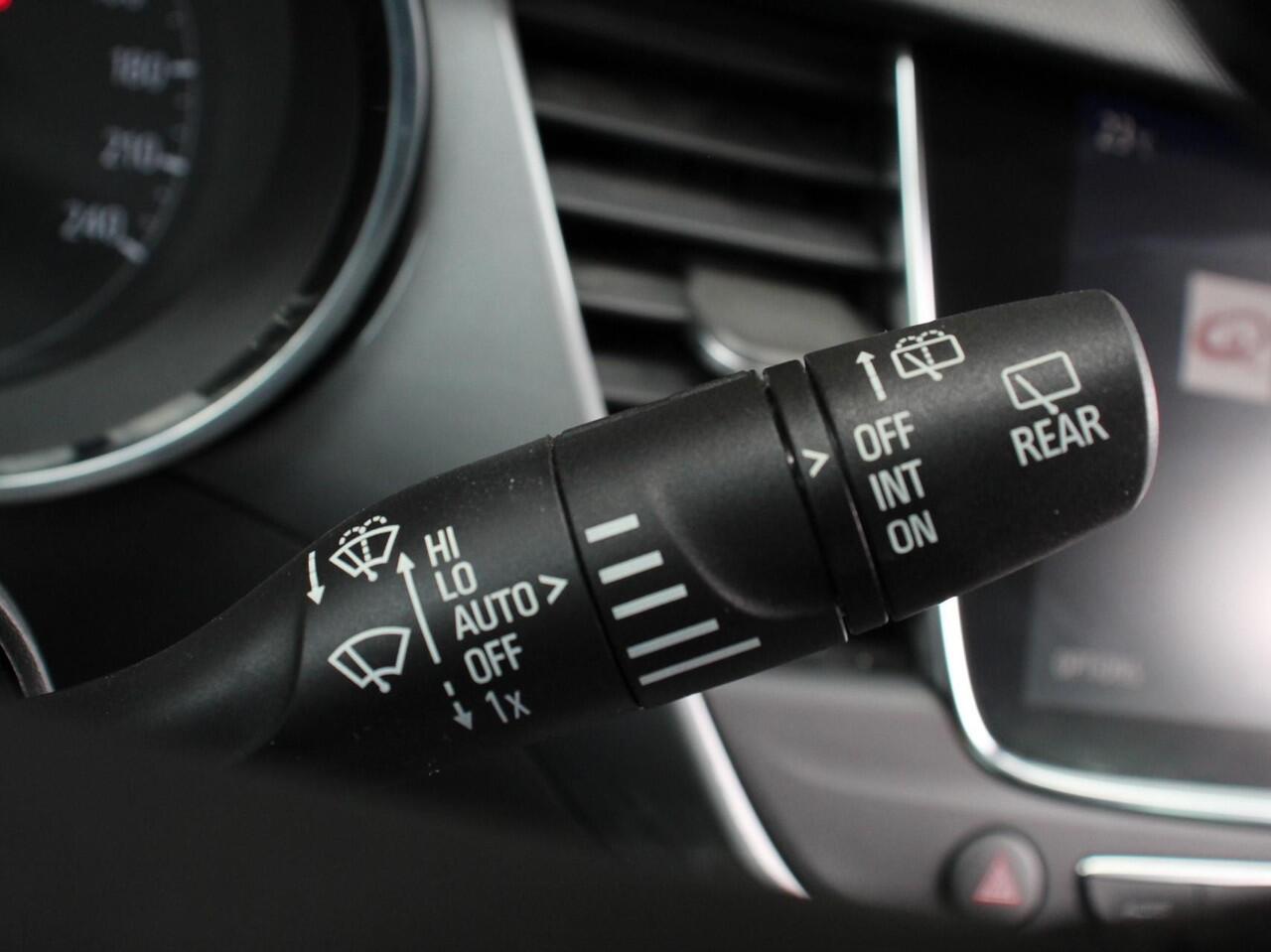 Opel Crossland 1.2 Turbo 130pk Automaat Elegance | Navigatie | Camera | Climate Control | Dab | Lichtmetalen velgen | Cruise Control | Led