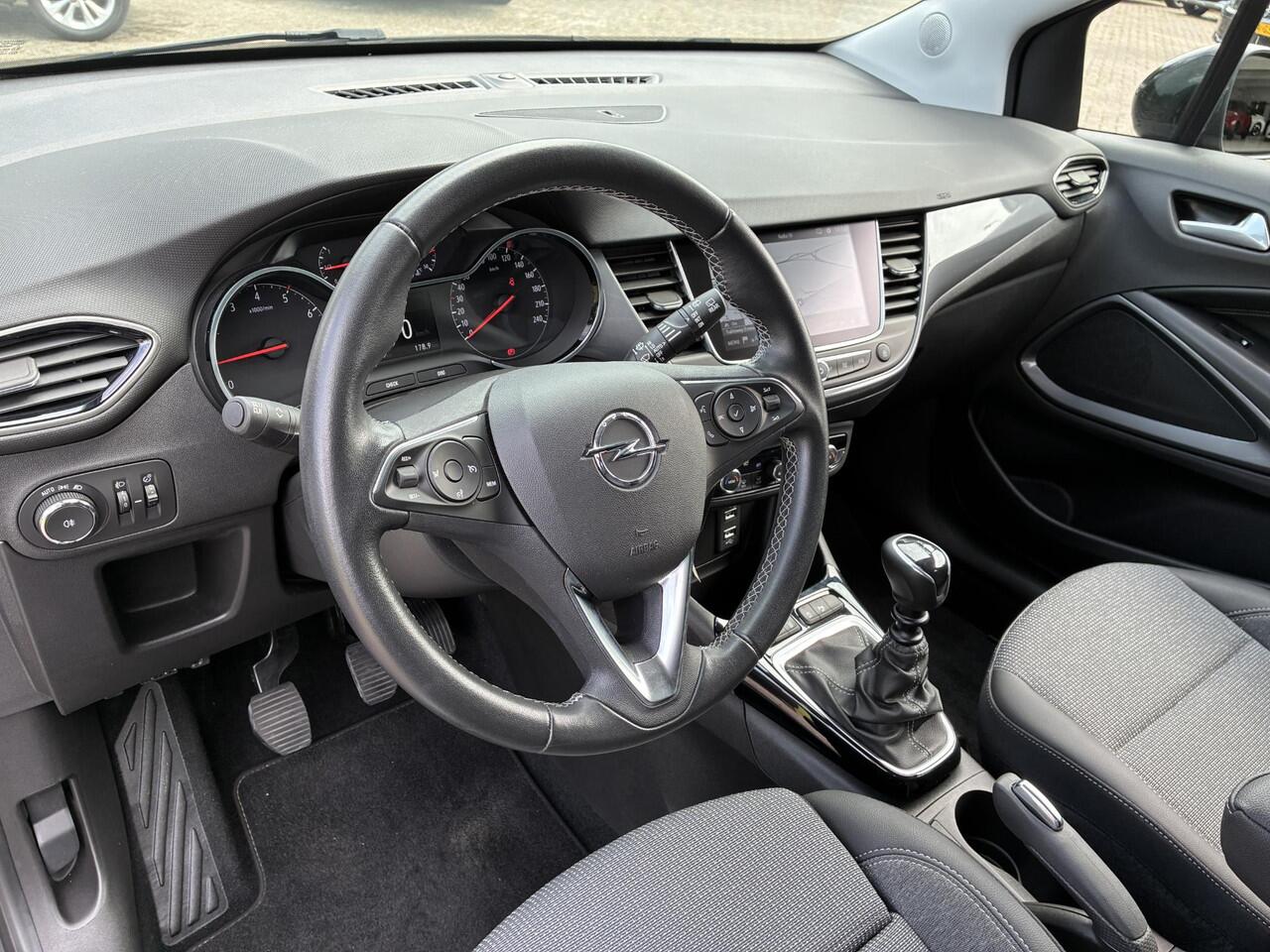 Opel Crossland 1.2 Turbo Elegance | Climate control | Navigatie | Camera | Elektrisch Pakket | Parkpilot | Trekhaak | LM-Velgen