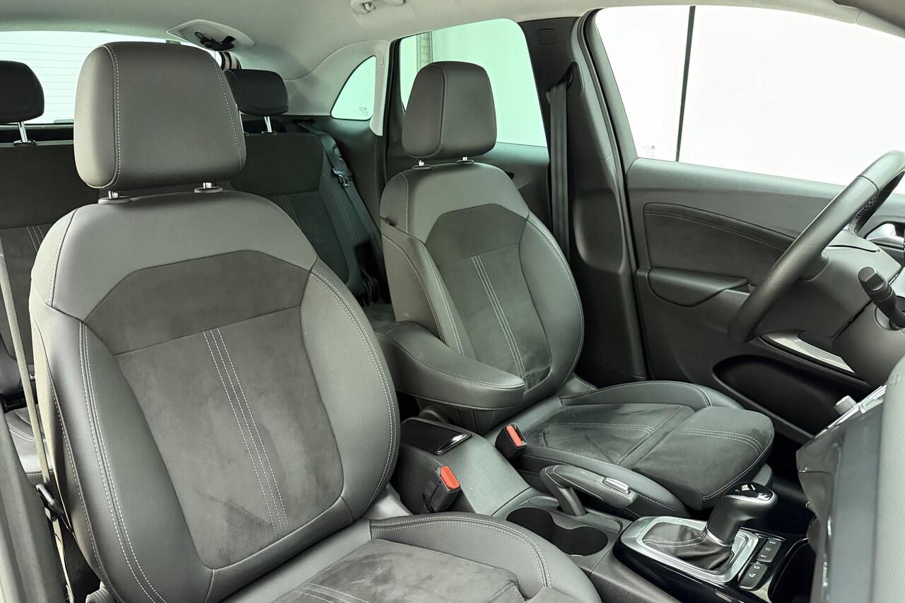 Opel Crossland 1.2 Turbo Ultimate | Parkeersensoren V+A | Achteruitrijcamera | Cruise & Climate Control | Navigatie | Apple Carplay / Android Auto