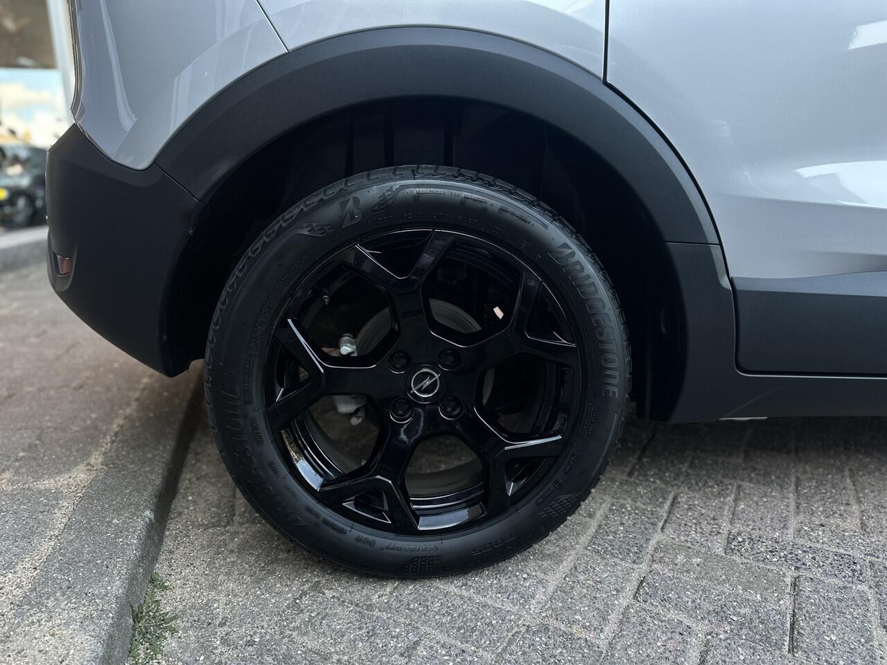 Opel Crossland 1.2 Turbo Elegance Stoel+stuur+voorruit verwarming/Camera/Achterbank verschuifbaar.