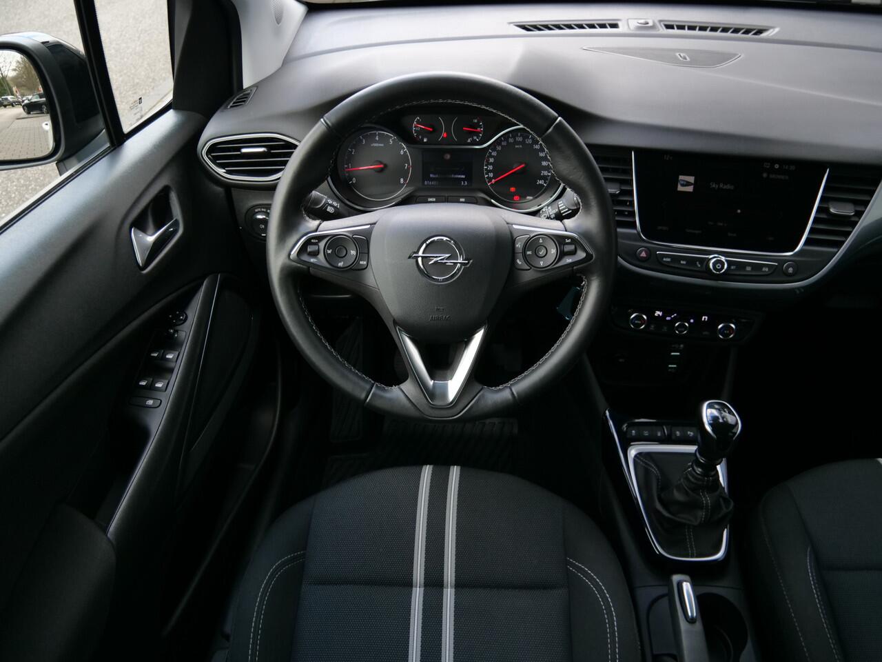 Opel Crossland 1.2 Turbo 110pk Elegance Navigatie / Parkeersensoren / LED / Apple Carplay