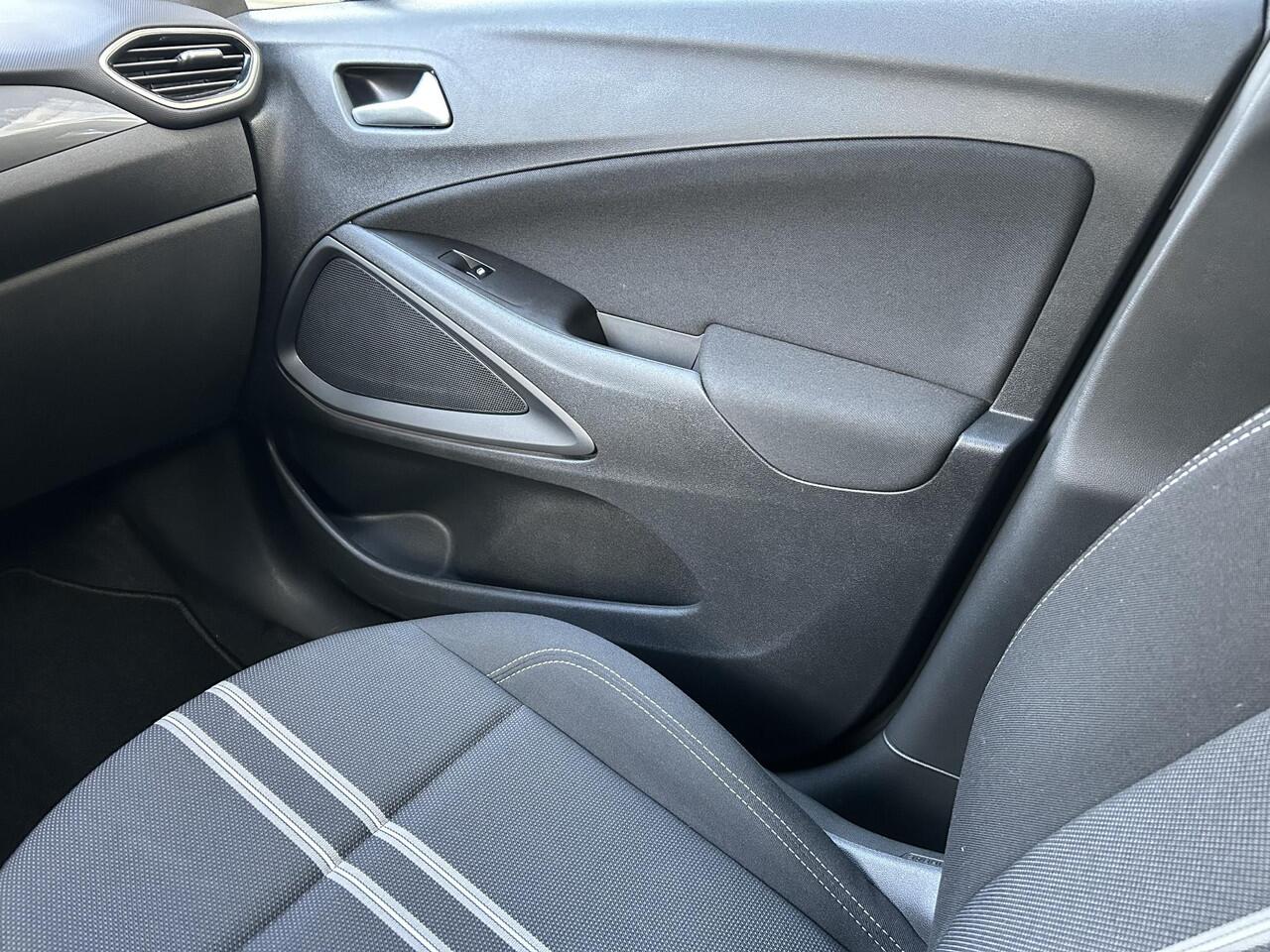 Opel Crossland 1.2 Turbo Elegance Automaat l AppleCarplay l Lichtmetaal l Clima