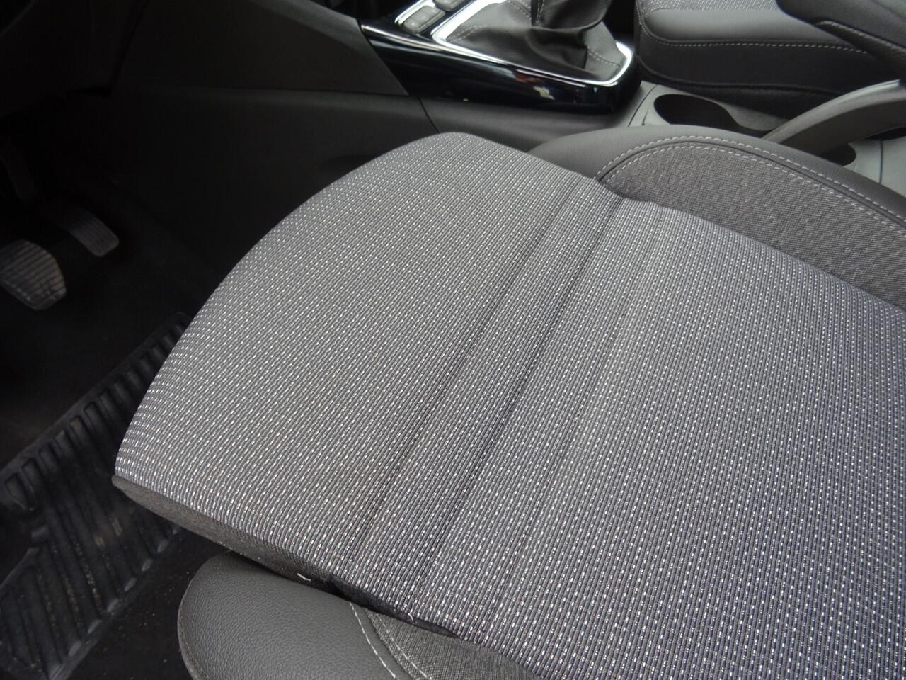 Opel Crossland 1.2 Turbo Elegance * CARPLAY * STOELVERWARMING !!