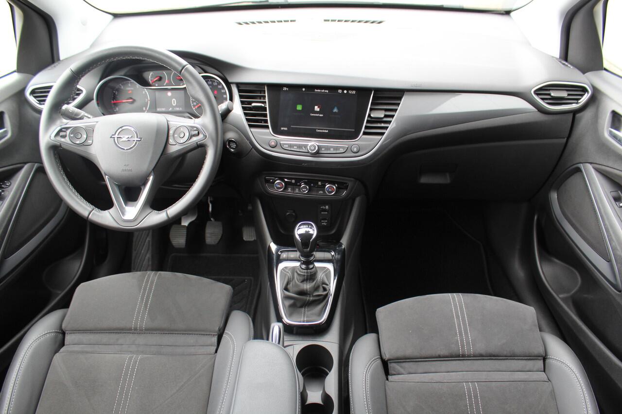 Opel Crossland 1.2-110 pk Turbo Elegance. Mooie moderne hoogzitter ! Climate Control, Cruise Control, Achteruitrijcamera, Navigatiesysteem