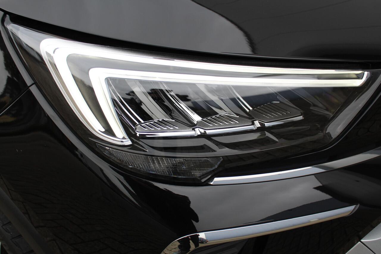 Opel Crossland 1.2 Turbo Elegance Mooie en luxe hoogzitter met weinig km's ! Volautm. airco dual, cruise control, camera, comfortstoelen, metallic lak, LM wielen, navigatie, telefoonvoorb., LED verlichting etc.