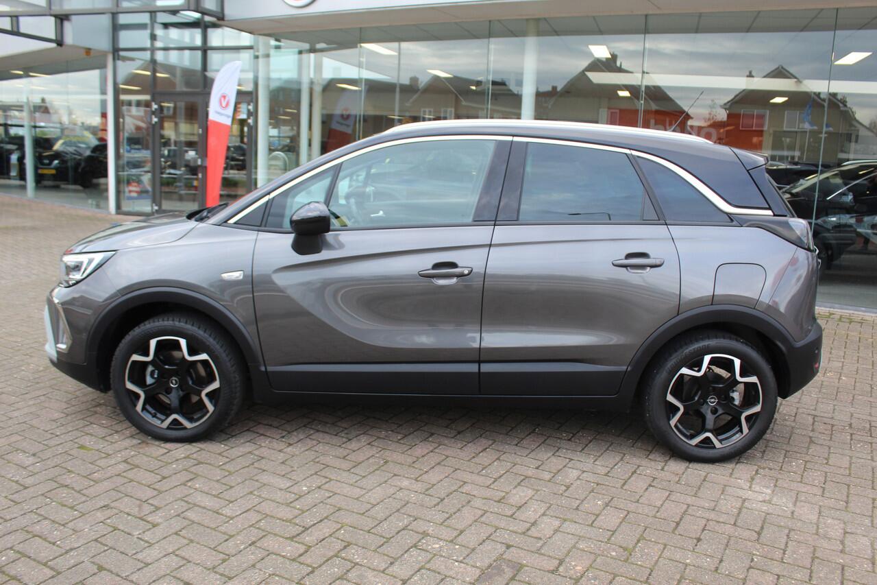 Opel Crossland 1.2-110pk Turbo Ultimate. Mooie en luxe hoogzitter met weinig km's ! Volautm. airco dual, cruise control, camera, comfortstoelen, metallic lak, LM wielen, navigatie, telefoonvoorb., LED verlichting etc.