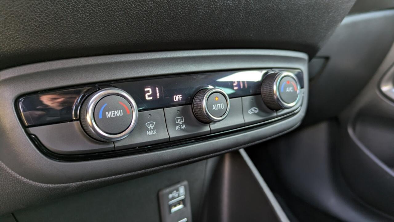 Opel Crossland 1.2 Turbo Elegance | Cruise | Climate control | Carplay