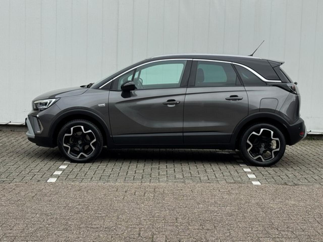 Opel Crossland 1.2 Turbo Ultimate met Navi/Camera, AGR met Alcantara, 17inch