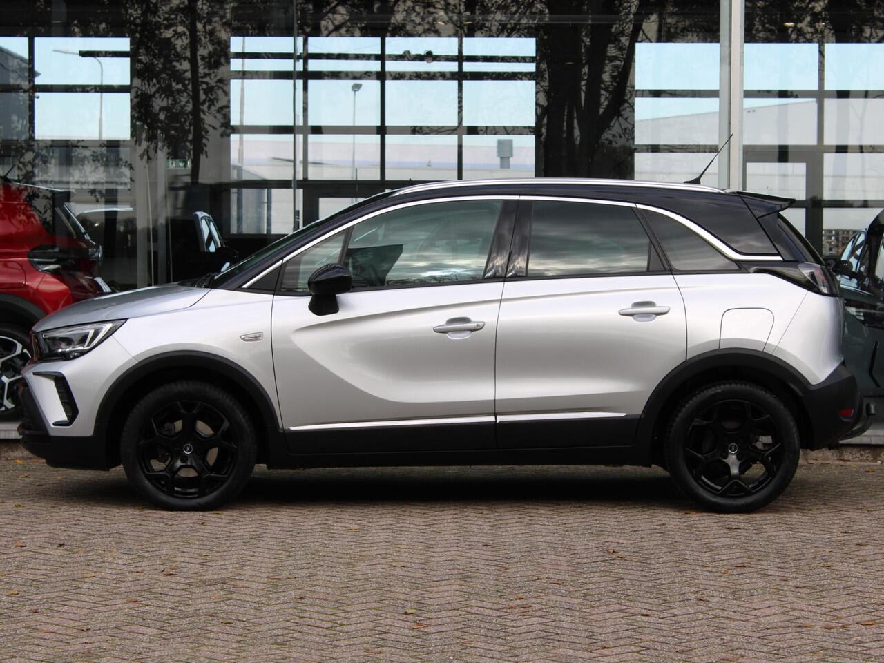 Opel Crossland 1.2T 130 Ultimate | Automaat | Navi / Trekhaak / Camera / Panodak