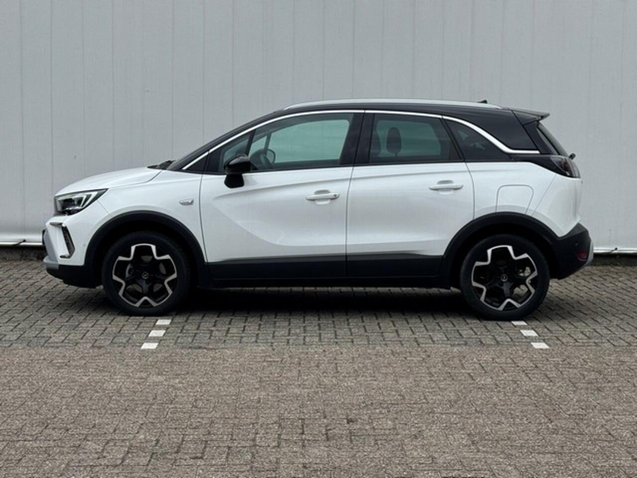 Opel Crossland 1.2 Turbo Ultimate Automaat met Navi/Camera, AGR met Alcantara, 17inch